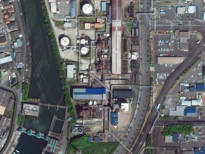 Порт Химэдзи, Япония. Космический снимок с разрешением 40 см