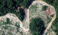 Amazon Conservation борется с незаконной добычей золота в тропических лесах, используя снимки Planet